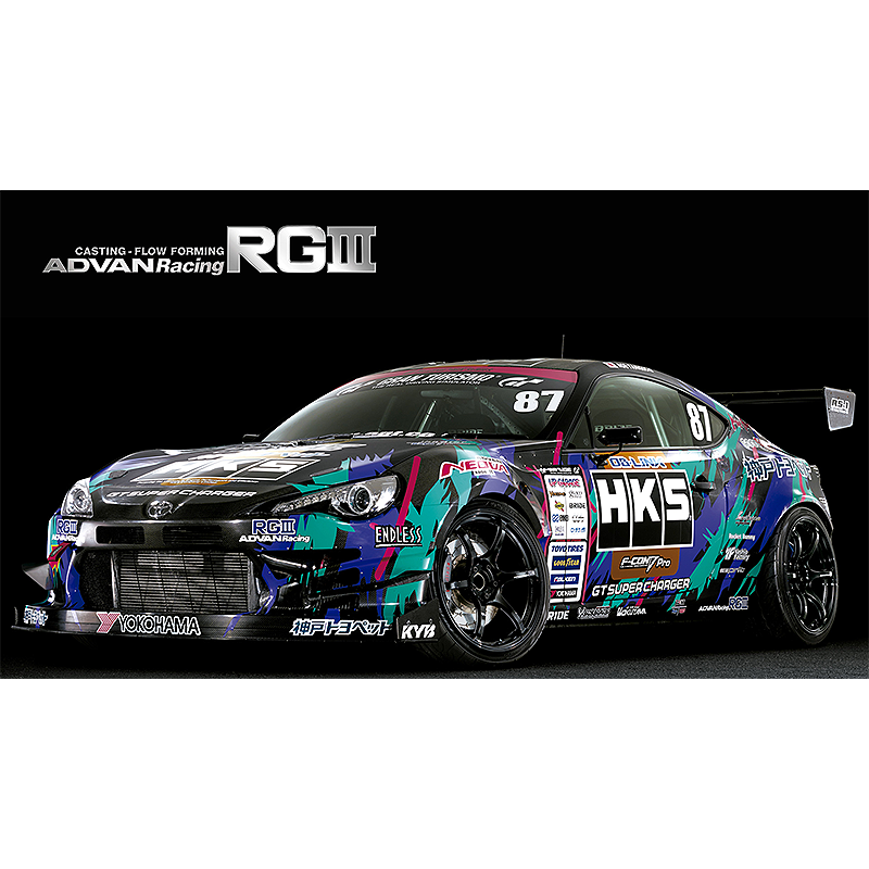 Advan RGIII 18x9.5 ET45 5x114.3 Blanc Éternel