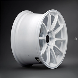 TRIUMPH 18x9.5 5x114.3 38mm Vanquish White Wheel