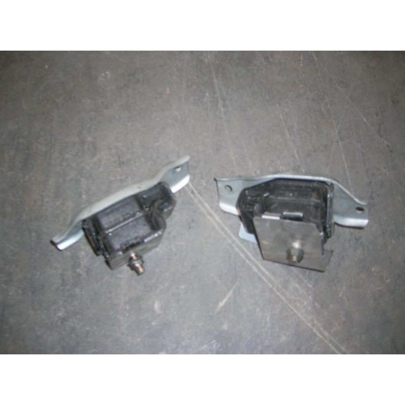 Silent bloc support moteur STI