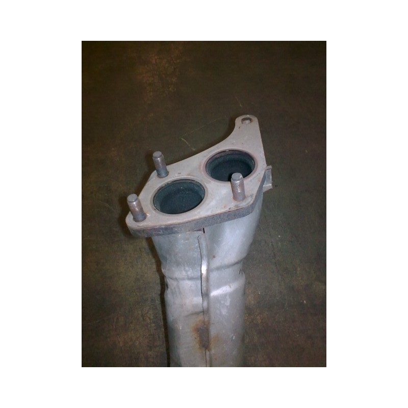 Up-pipe twinscroll